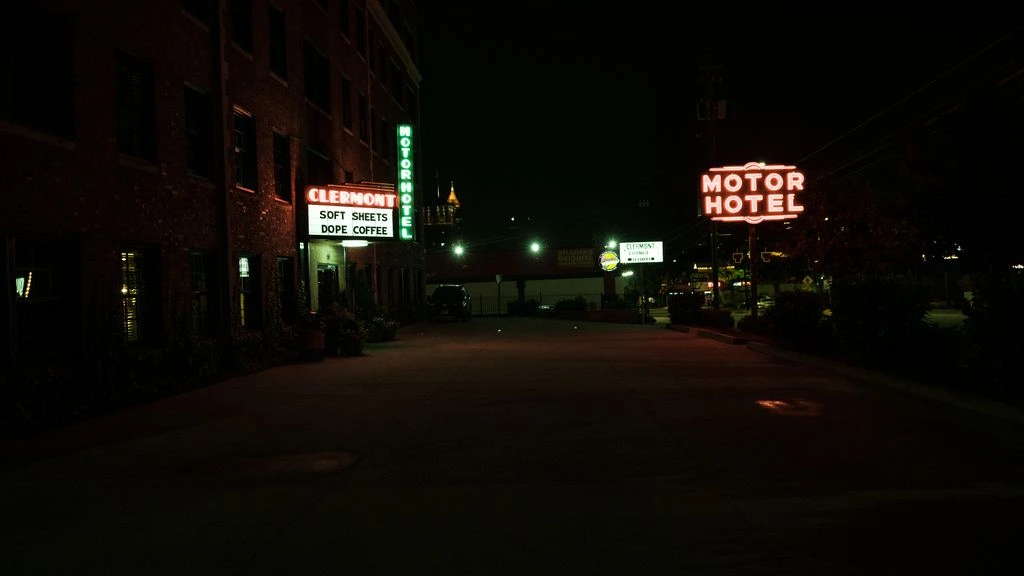 Hotel parking lot sealcoat and restripe, completed after-hours
